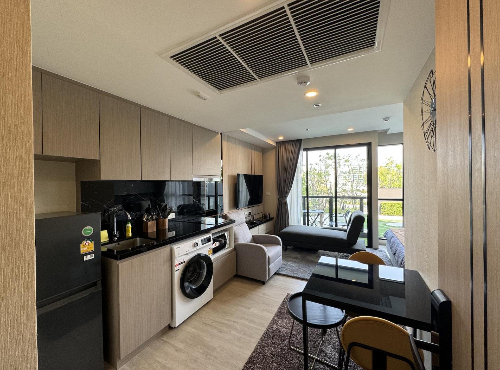 Panora Pratumnak Apartment *